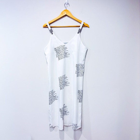 MISSLOOK Dresses & Skirts - MISSLOOK White Text Print Midi Dress Cotton Blend‎ Large